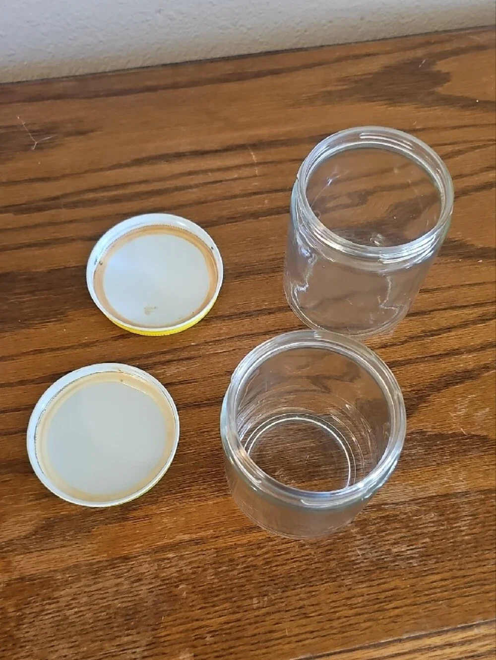 Set of 2 Vintage Clear Glass Jars with Yellow Decorative Lids Tote 8